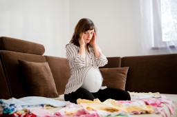 Головная боль при беременности на ранних сроках