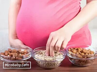 Орехи опасны во время беременности?