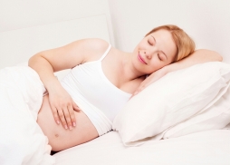О позах для сна во время беременности