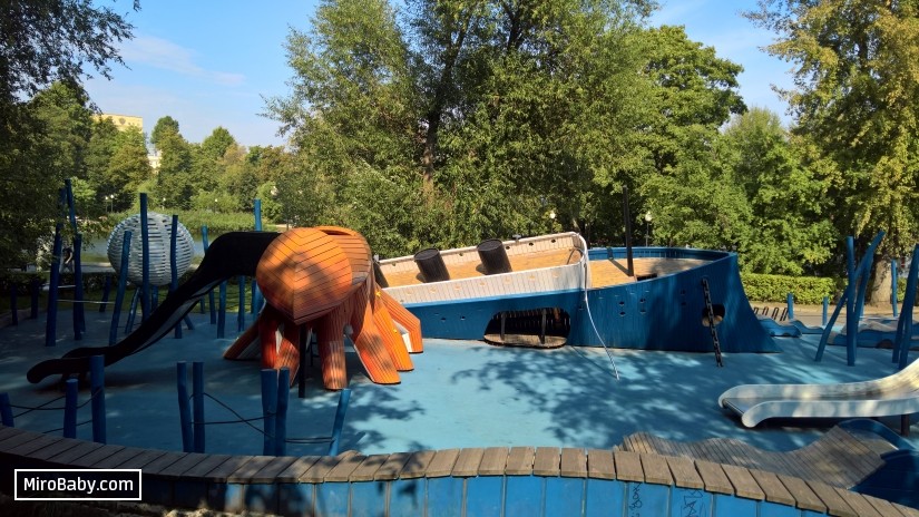 Детская площадка Monstrum «Нападение гигантского осьминога»