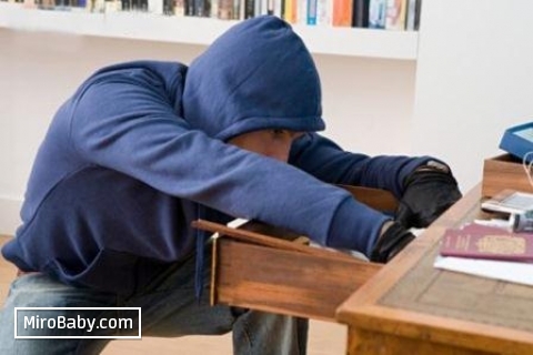 Почему дети воруют деньги у родителей... Почему дети воруют деньги у родителей...