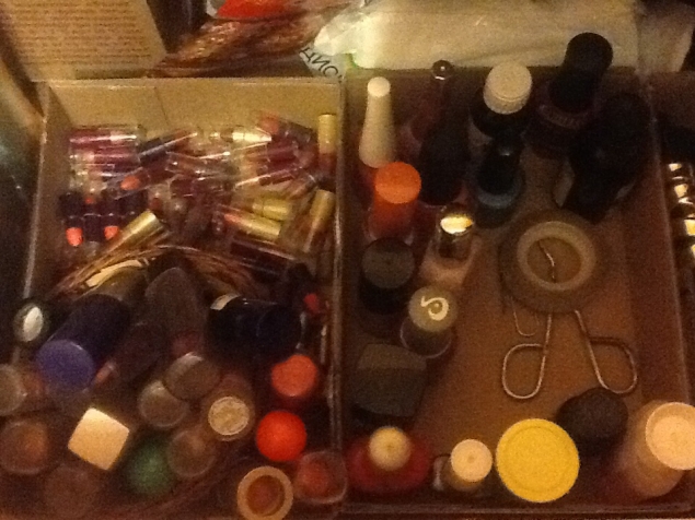 Чем бы Таня в декрете не тешилась, лишь бы не просилась на работу. Чем бы Таня в декрете не тешилась, лишь бы не просилась на работу.